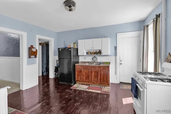 $500,000 | 1834 Seneca Street, Buffalo, NY 14210