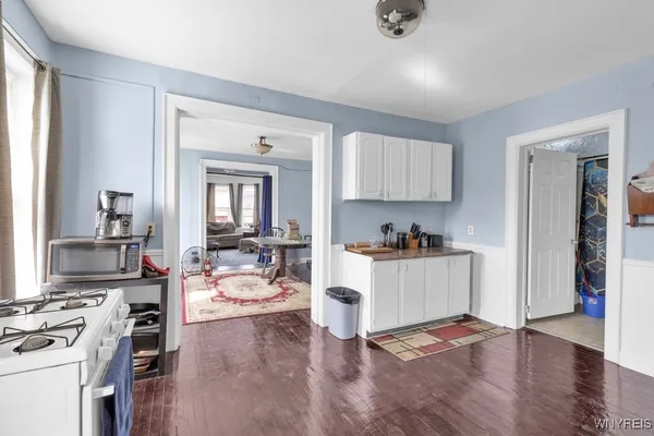 $500,000 | 1834 Seneca Street, Buffalo, NY 14210