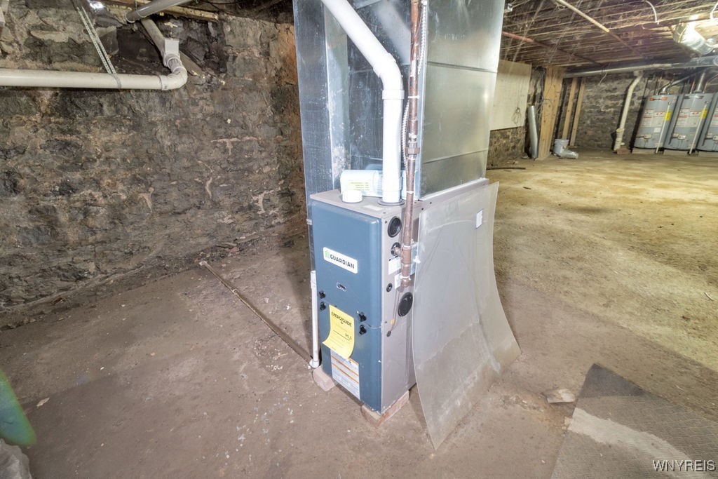 1834 Seneca Street Buffalo, NY 14210 - Photo 23 of 30