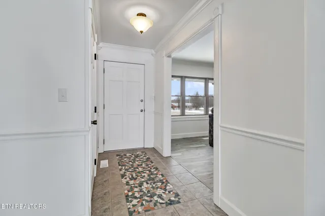 $489,900 | 1128 Allardt Highway, Jamestown, TN 38556