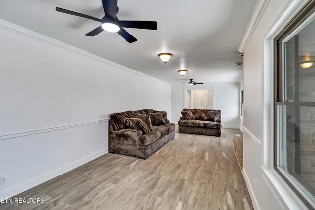 $489,900 | 1128 Allardt Highway, Jamestown, TN 38556