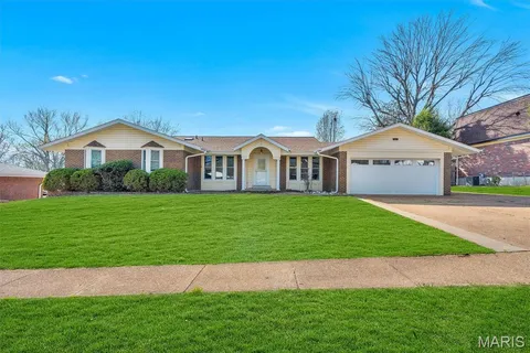 $398,000 | 1531 Heirloom Court, St. Louis, MO 63146