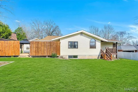 $398,000 | 1531 Heirloom Court, St. Louis, MO 63146