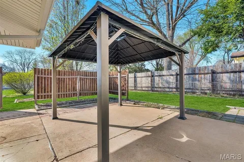 $398,000 | 1531 Heirloom Court, St. Louis, MO 63146