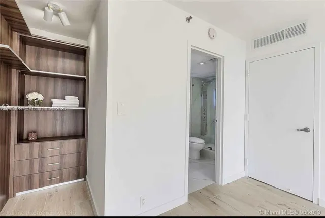 $599,000 | 7601 East Treasure Drive, Unit 707, North Bay Village, FL 33141