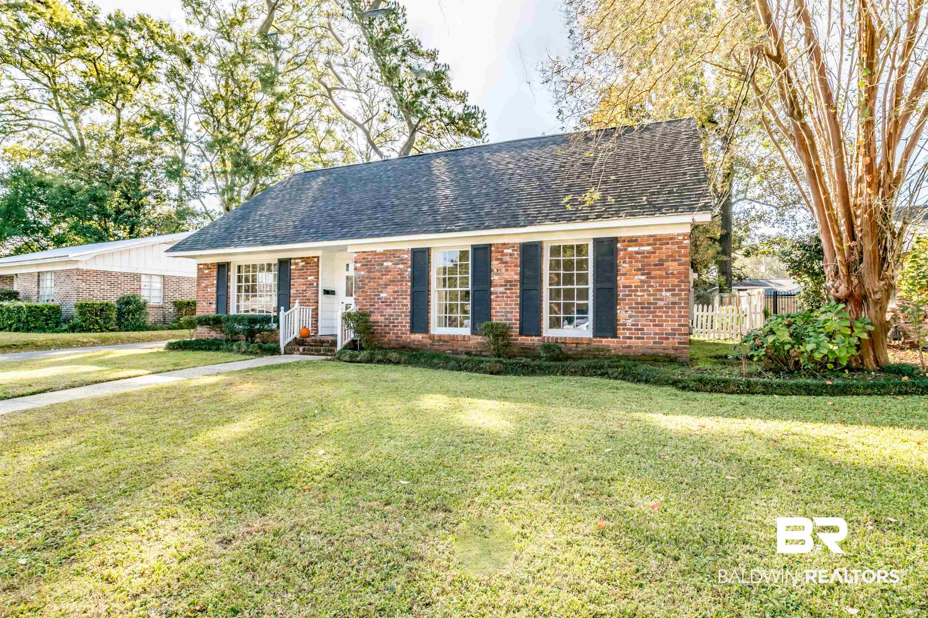 2761 Marcelus Drive Mobile, AL 36606 - Photo 2 of 35