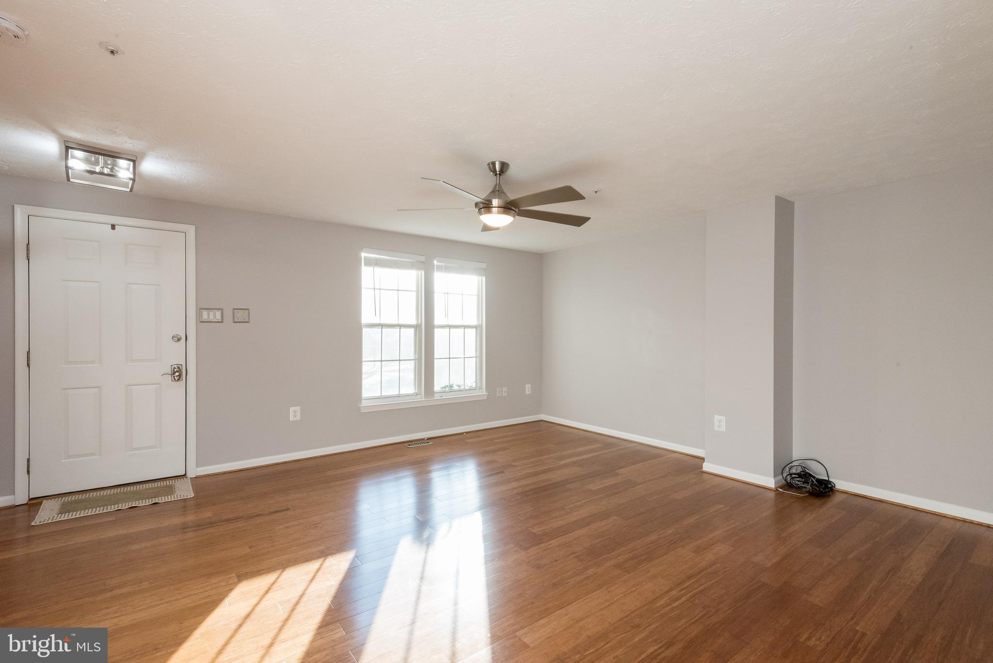 562 Quaker Ridge Court, Unit 114 Arnold, MD 21012 - Photo 5 of 27 Gallery Image 5