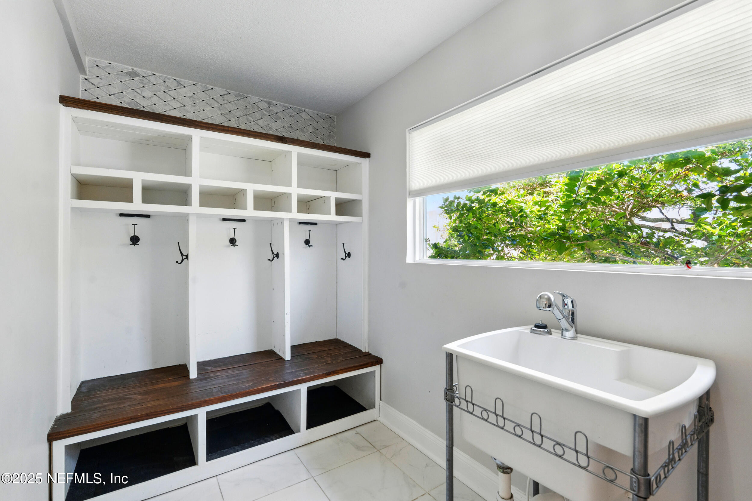 890 Beach Avenue Atlantic Beach, FL 32233 - Photo 18 of 56 LAUNDRY/MUD ROOM