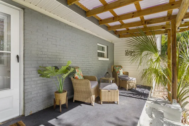 $640,000 | 164 Beal Parkway, Fort Walton Beach, FL 32548