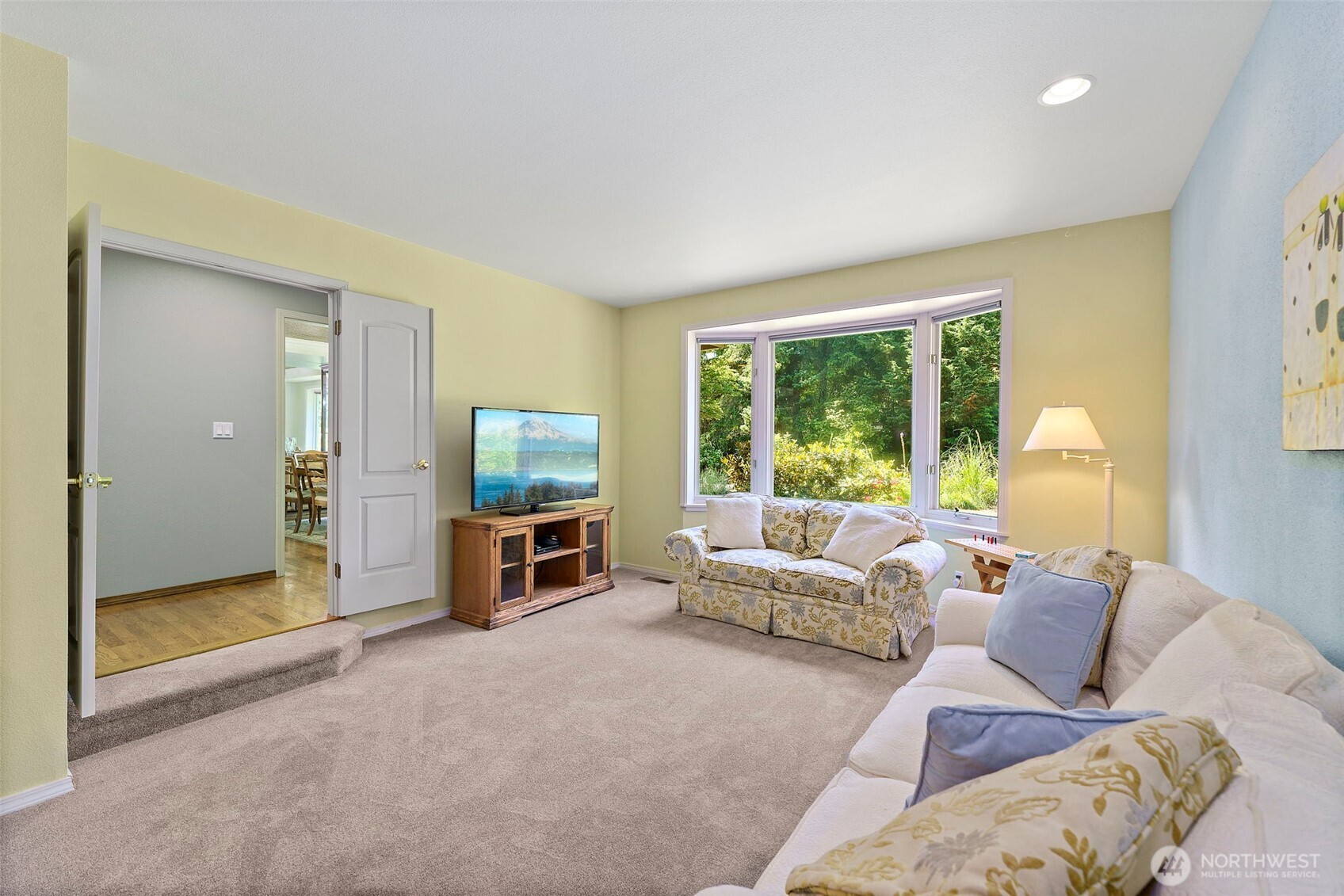 22200 Sweeney Road Southeast Maple Valley, WA 98038 - Photo 14 of 39