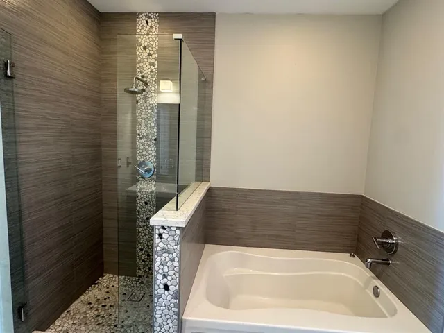 $3,200 | 313 Northeast 2nd Street, Unit 703, Fort Lauderdale, FL 33301