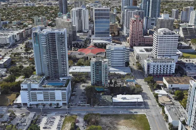 $3,200 | 313 Northeast 2nd Street, Unit 703, Fort Lauderdale, FL 33301