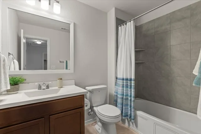 $399,000 | 3724 Alpine Autumn Drive, Austin, TX 78744