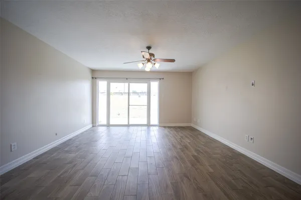 $1,585 | 18018 Santolina Lane, Katy, TX 77449