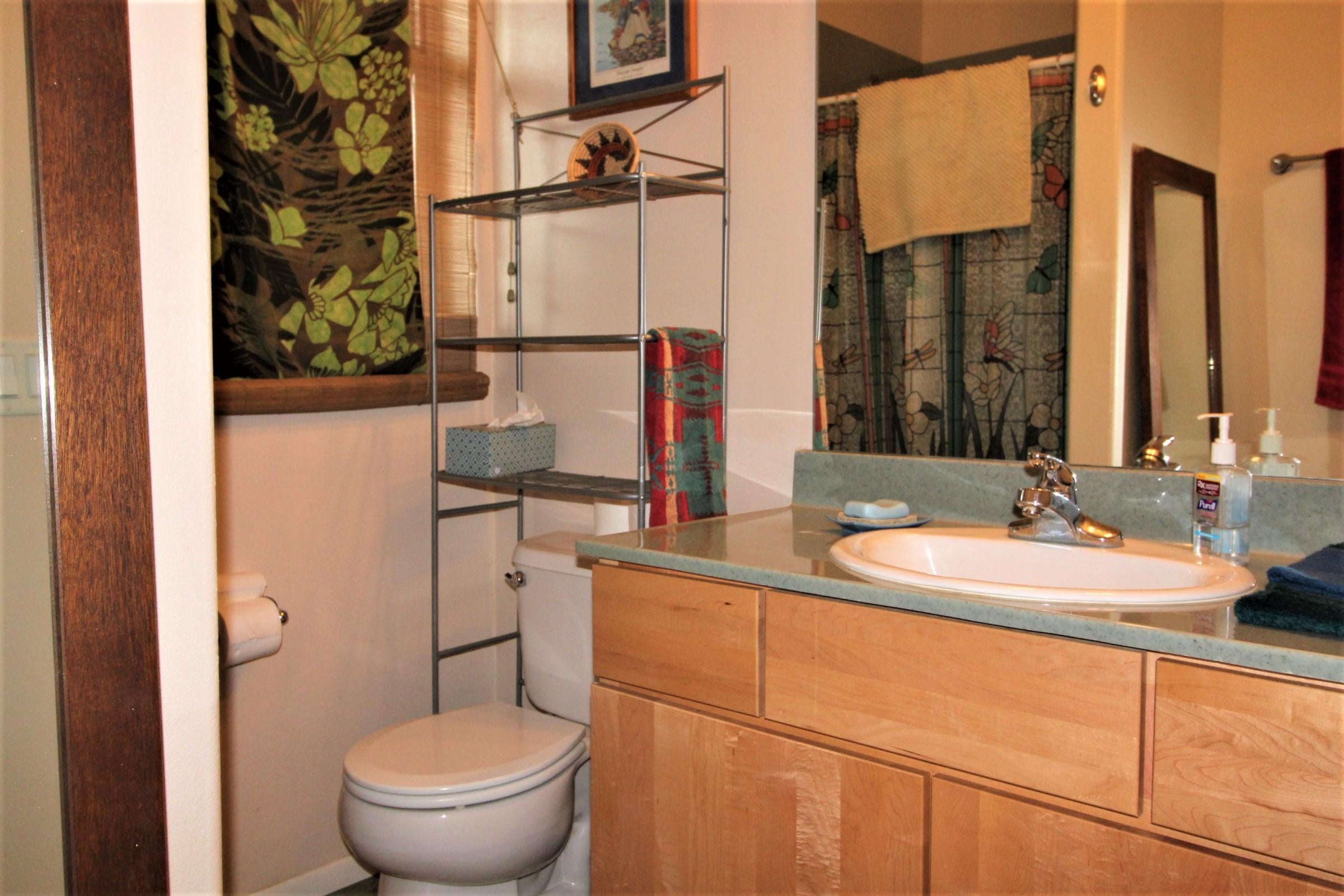 2200 Little Applegate Road Jacksonville, OR 97530 - Photo 24 of 39 2200 2nd bd bth