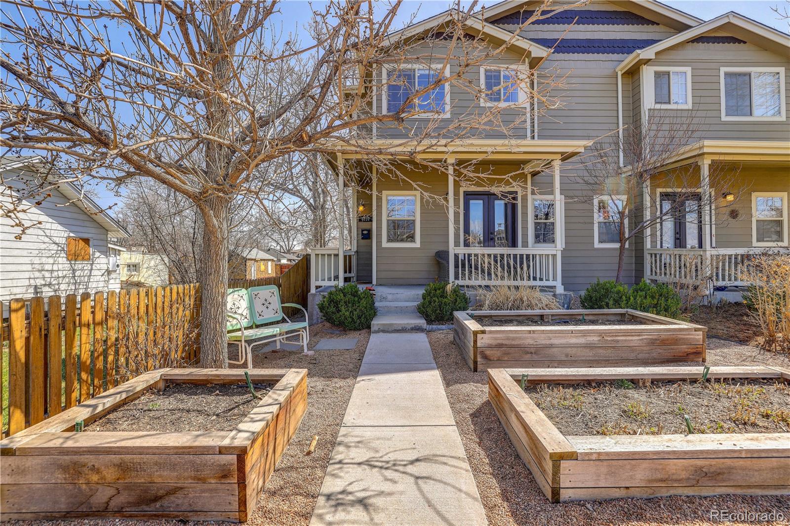 front view of house with a yard