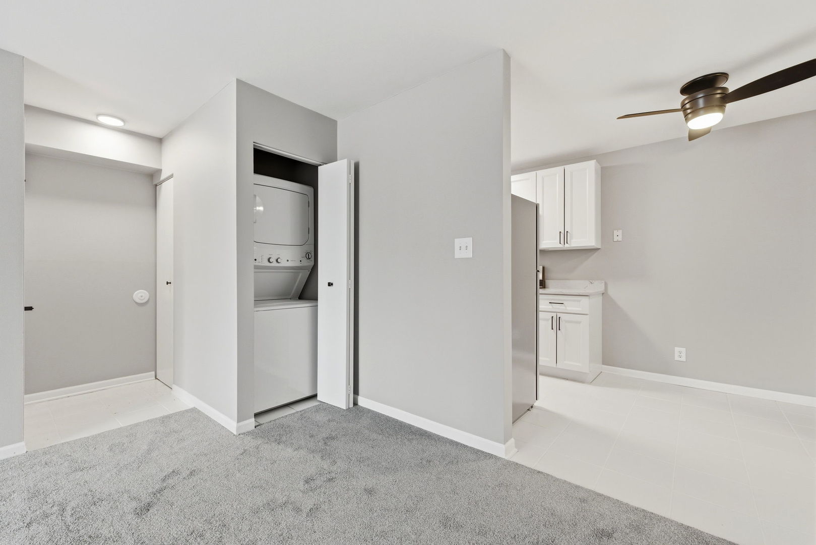 2800 Light Road, Unit 102 Oswego, IL 60543 - Photo 6 of 12 a view of empty room with closet