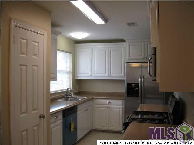 3376 Courtland Drive Baton Rouge, LA 70814 - Photo 2 of 8