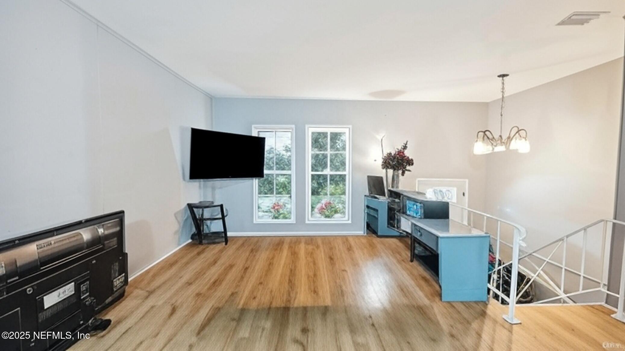 9547 Scadlocke Road Jacksonville, FL 32208 - Photo 8 of 24 image-17