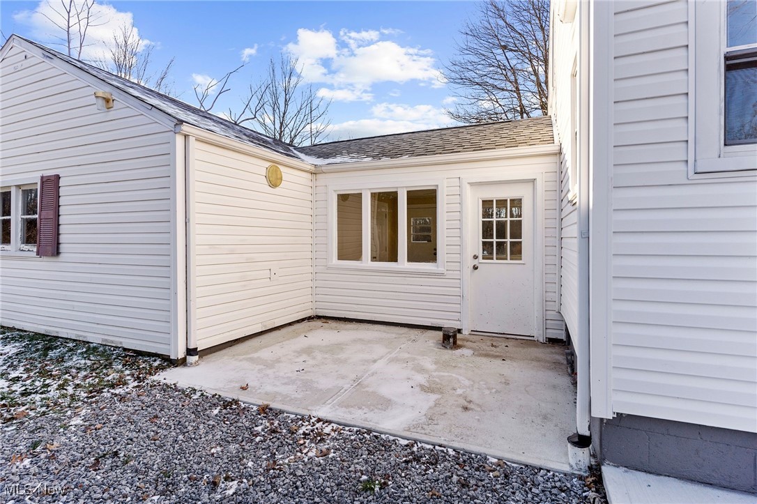 3441 Bell Wick Road Hubbard, OH 44425 - Photo 22 of 22 Entrance to property featuring a patio area