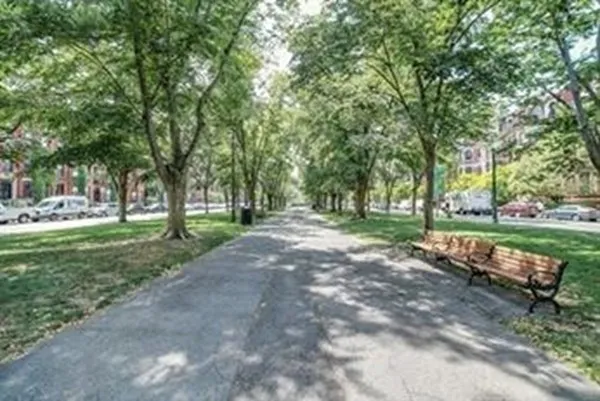 $2,200 | 342 Commonwealth Avenue, Unit 3, Boston, MA 02115