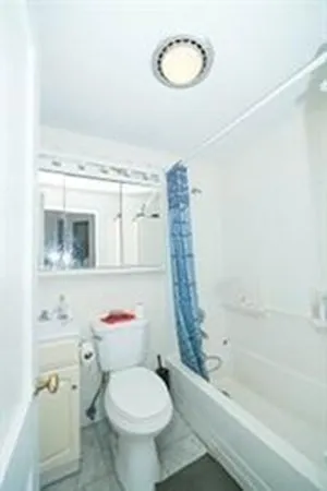 $2,200 | 342 Commonwealth Avenue, Unit 3, Boston, MA 02115
