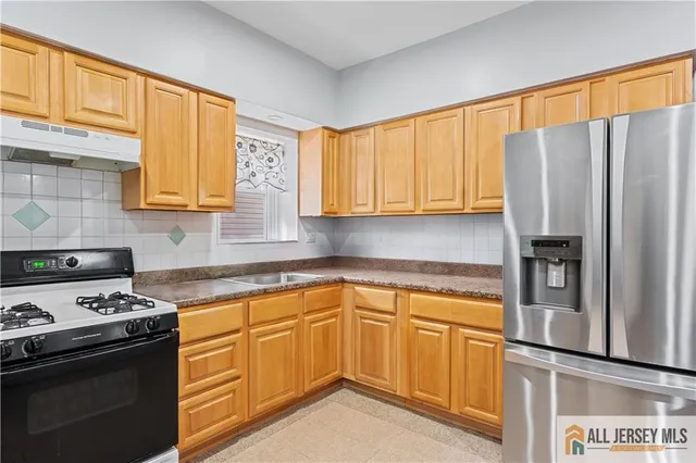 $789,888 | 435 Ashley Street, Perth Amboy, NJ 08861