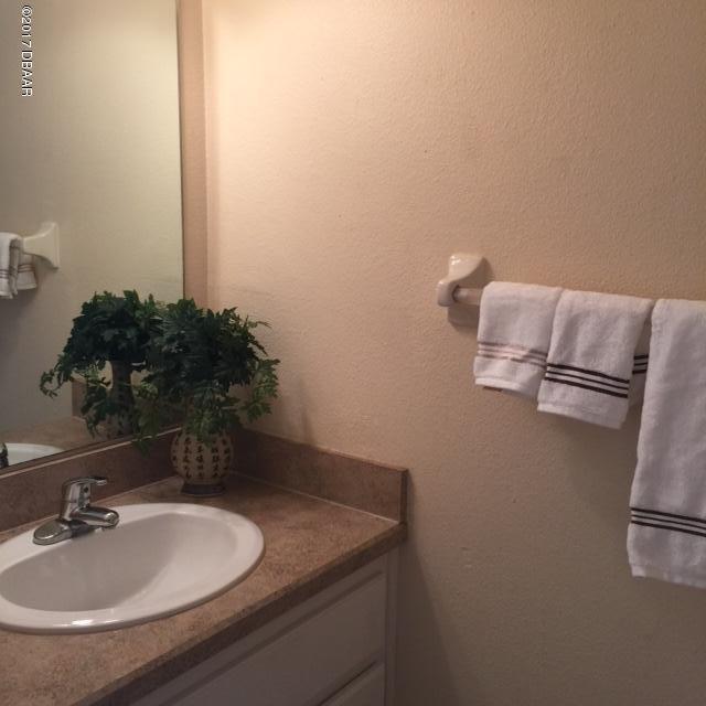 480 Reed Canal Road, Unit 11 South Daytona, FL 32119 - Photo 8 of 18 bath