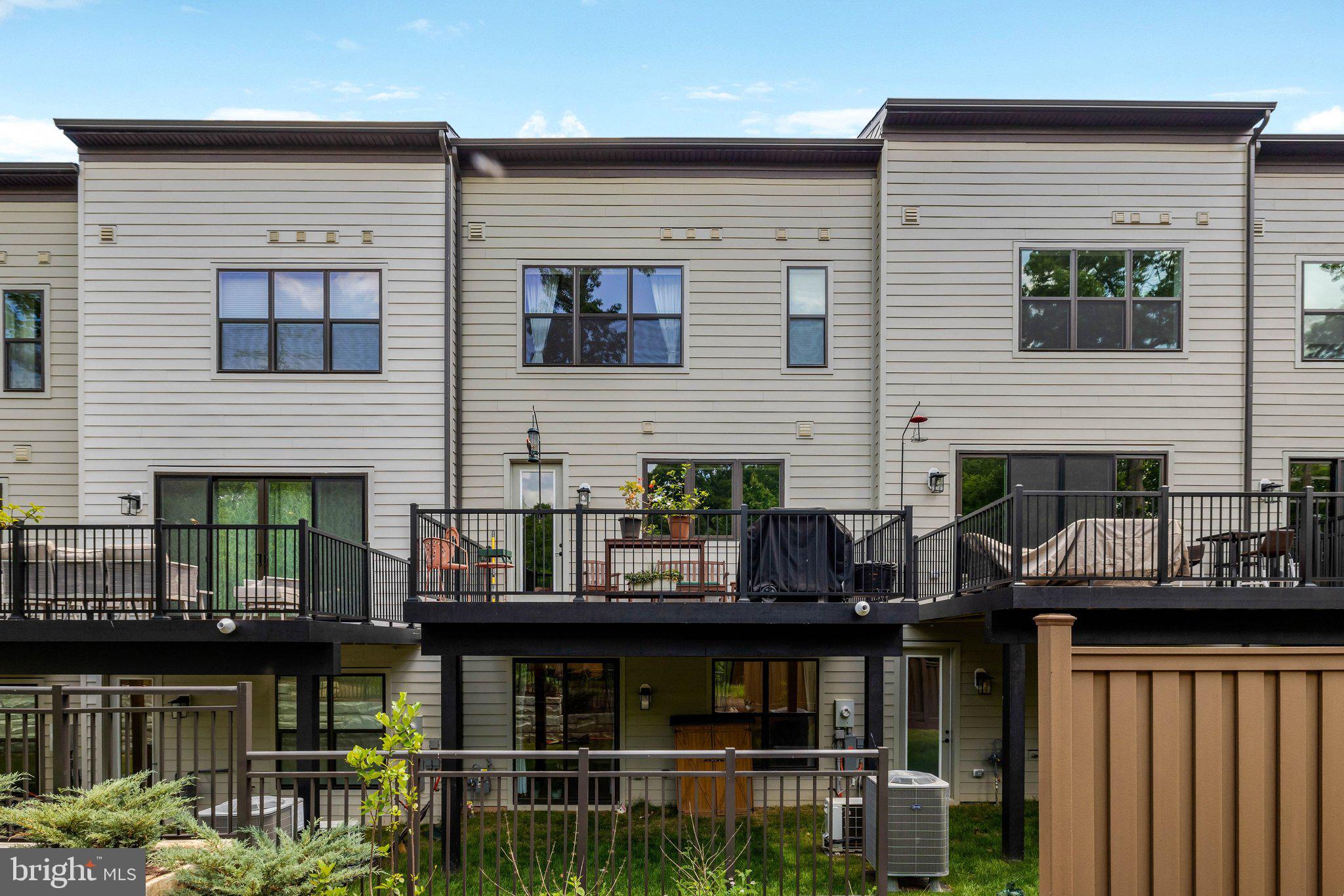 1622 Fellowship Square Reston, VA 20190 - Photo 46 of 48