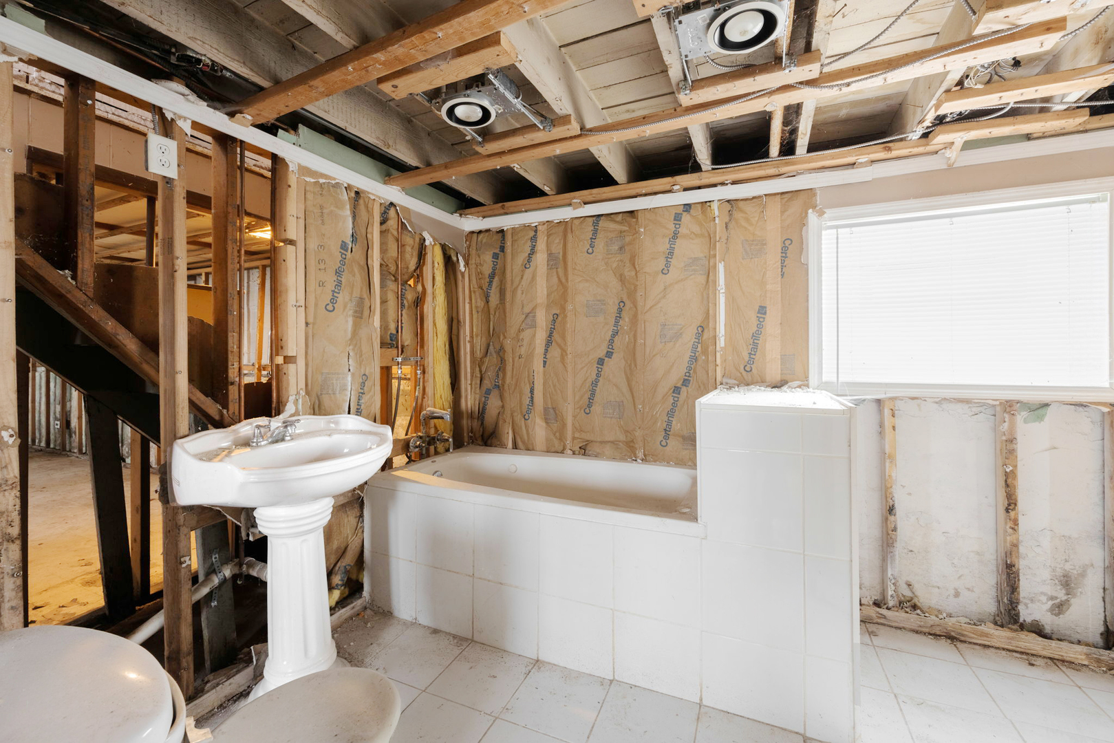 8629 South Union Avenue Chicago, IL 60620 - Photo 13 of 14