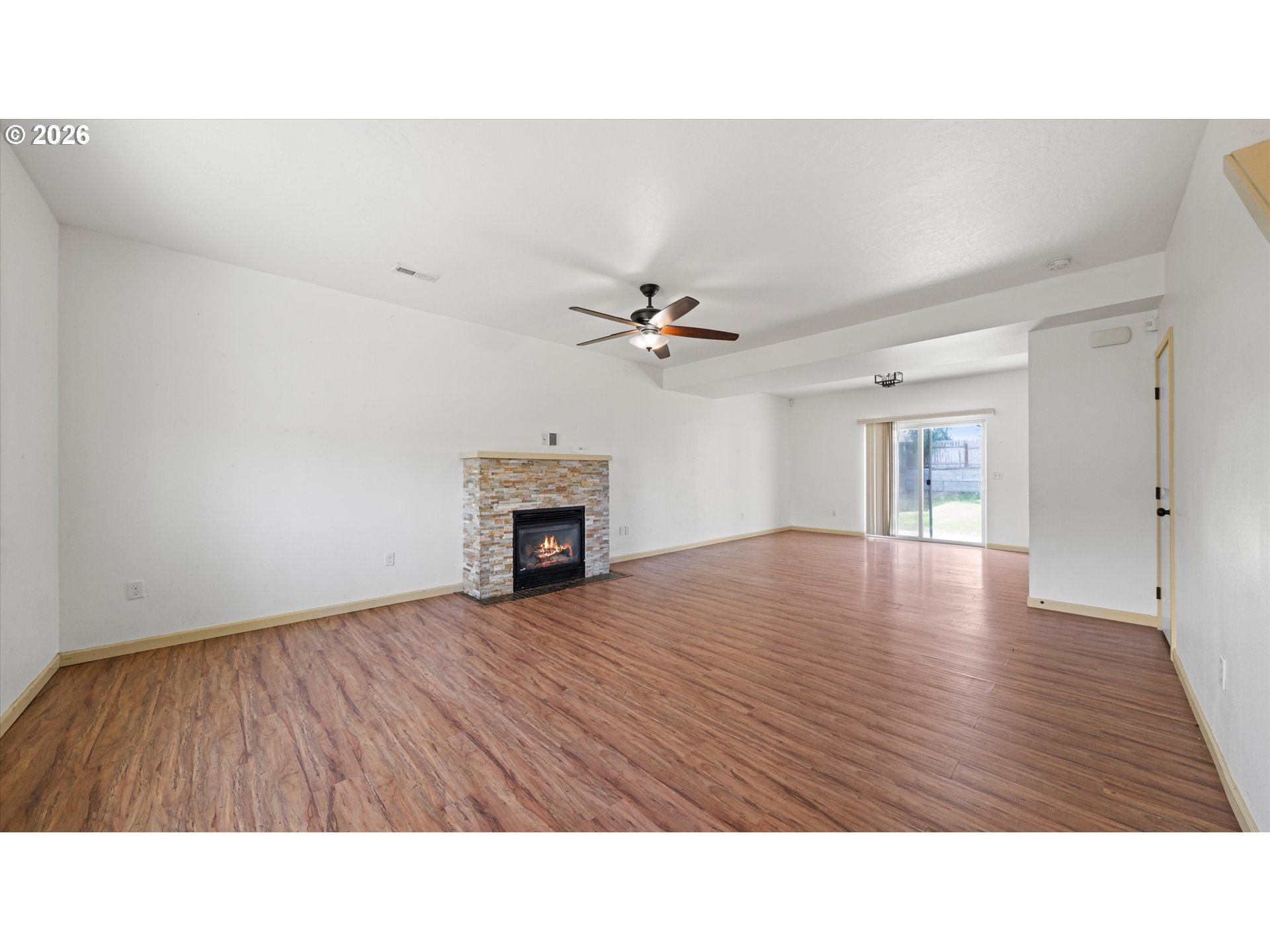 101 Southwest Falcon Court Boardman, OR 97818 - Photo 4 of 27