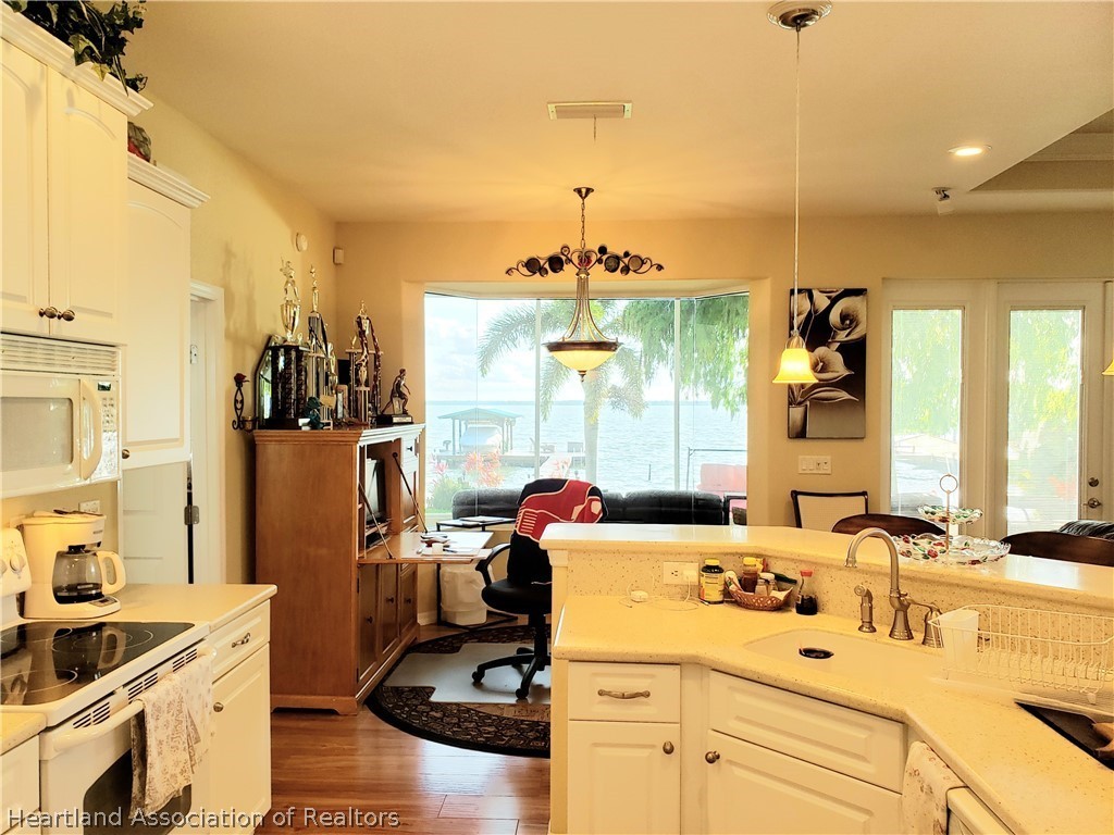 502 Lake June Road Lake Placid, FL 33852 - Photo 3 of 35 Gallery Image 3
