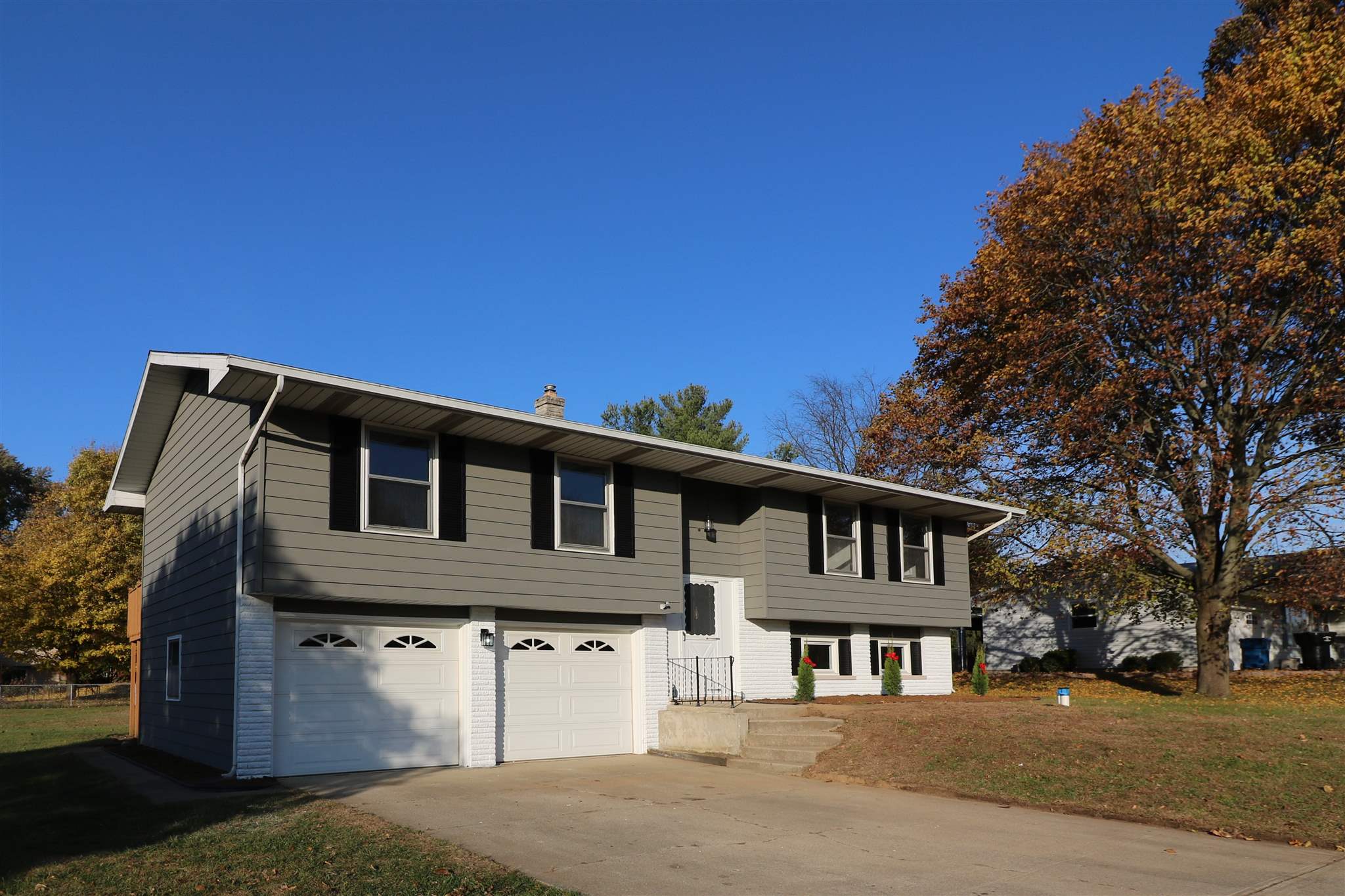 12677 Brick Road Granger, IN 46530 - Photo 2 of 34