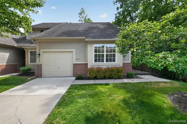 $399,900 | 41785 Independence Drive, Novi, MI 48377