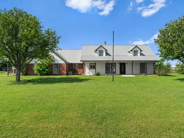 $599,000 | 6568 Michael Road, Sanger, TX 76266