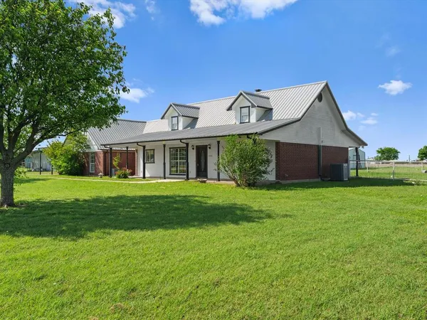$599,000 | 6568 Michael Road, Sanger, TX 76266