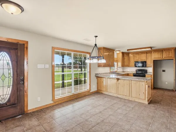 $599,000 | 6568 Michael Road, Sanger, TX 76266