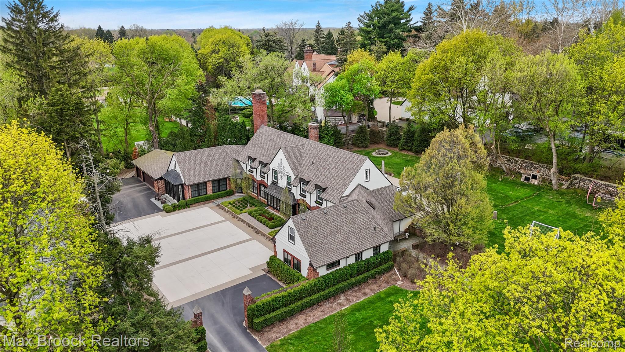 1583 Clarendon Road Bloomfield Hills, MI 48302 - Photo 73 of 73 1583 Clarendon Rd-37.jpg