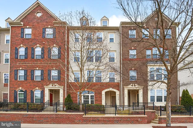 $3,300 | 8129 Greenbelt Station Parkway, Unit 303K, Greenbelt, MD 20770