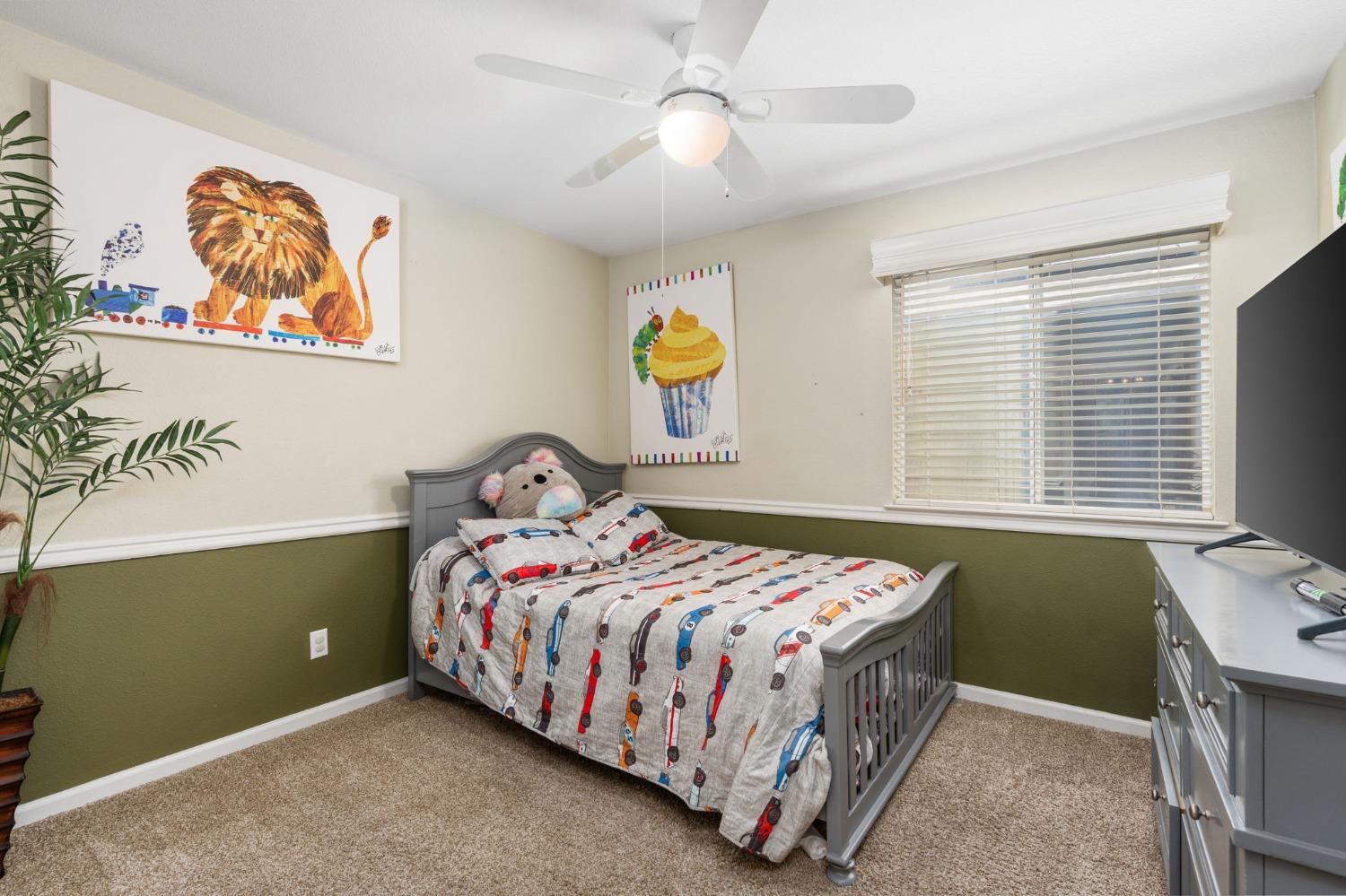 5074 West Decatur Avenue Fresno, CA 93722 - Photo 25 of 34 Gallery Image 25