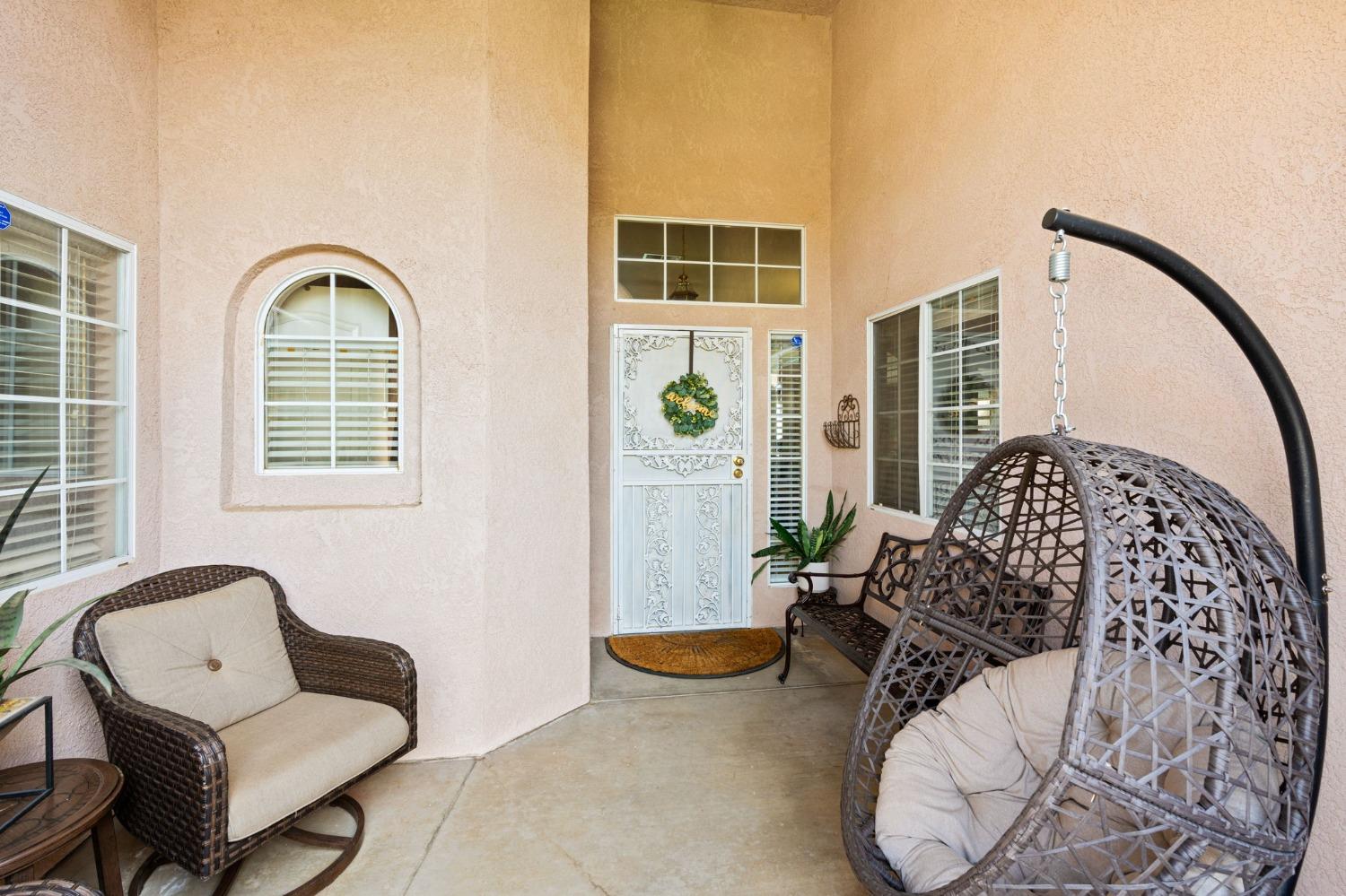 5074 West Decatur Avenue Fresno, CA 93722 - Photo 6 of 34 Gallery Image 6