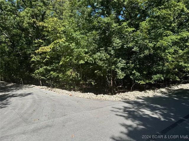 $139,900 | Tbd Lakeshore Drive West, Unit BLOCK 30, Osage Beach, MO 65065