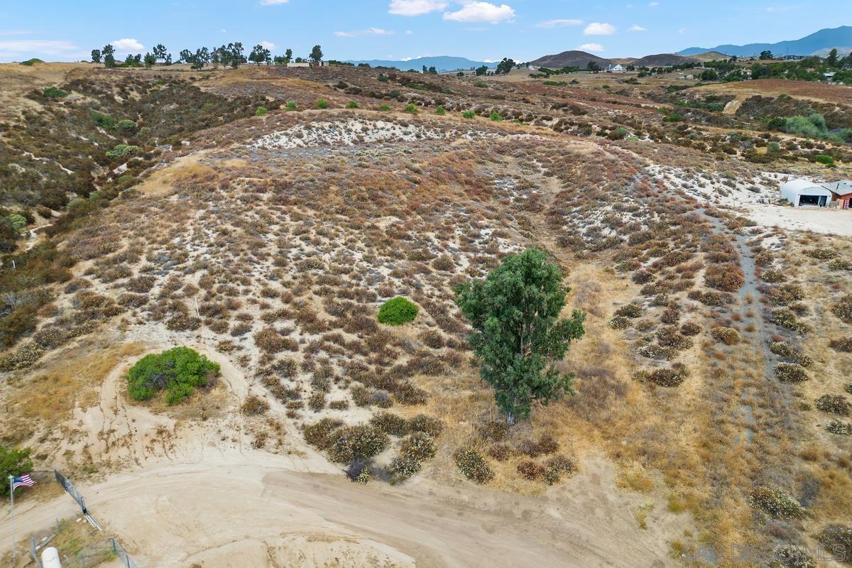 39060 Calle Segovia Temecula, CA 92592 - Photo 3 of 6