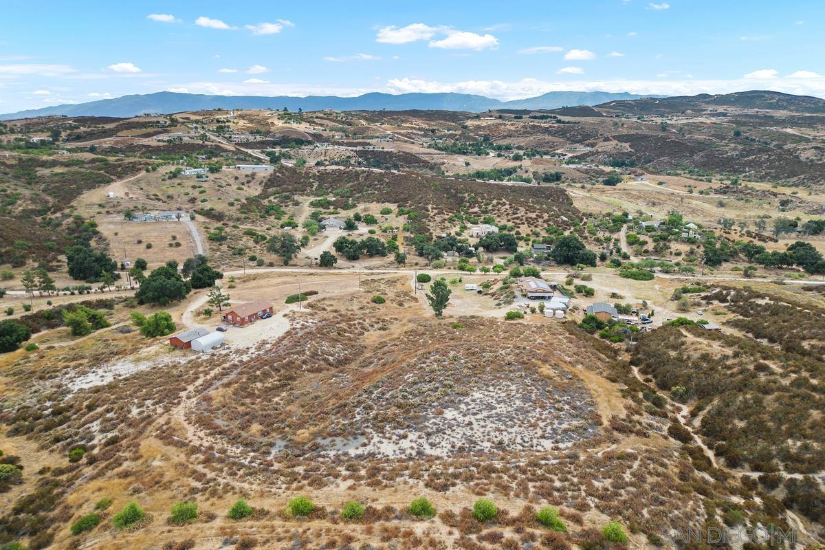 39060 Calle Segovia Temecula, CA 92592 - Photo 4 of 6