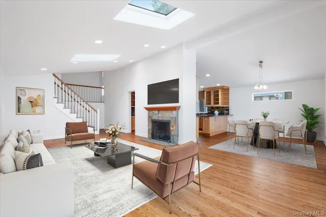 $999,000 | 9 Tanglewood Road, Scarsdale, NY 10583