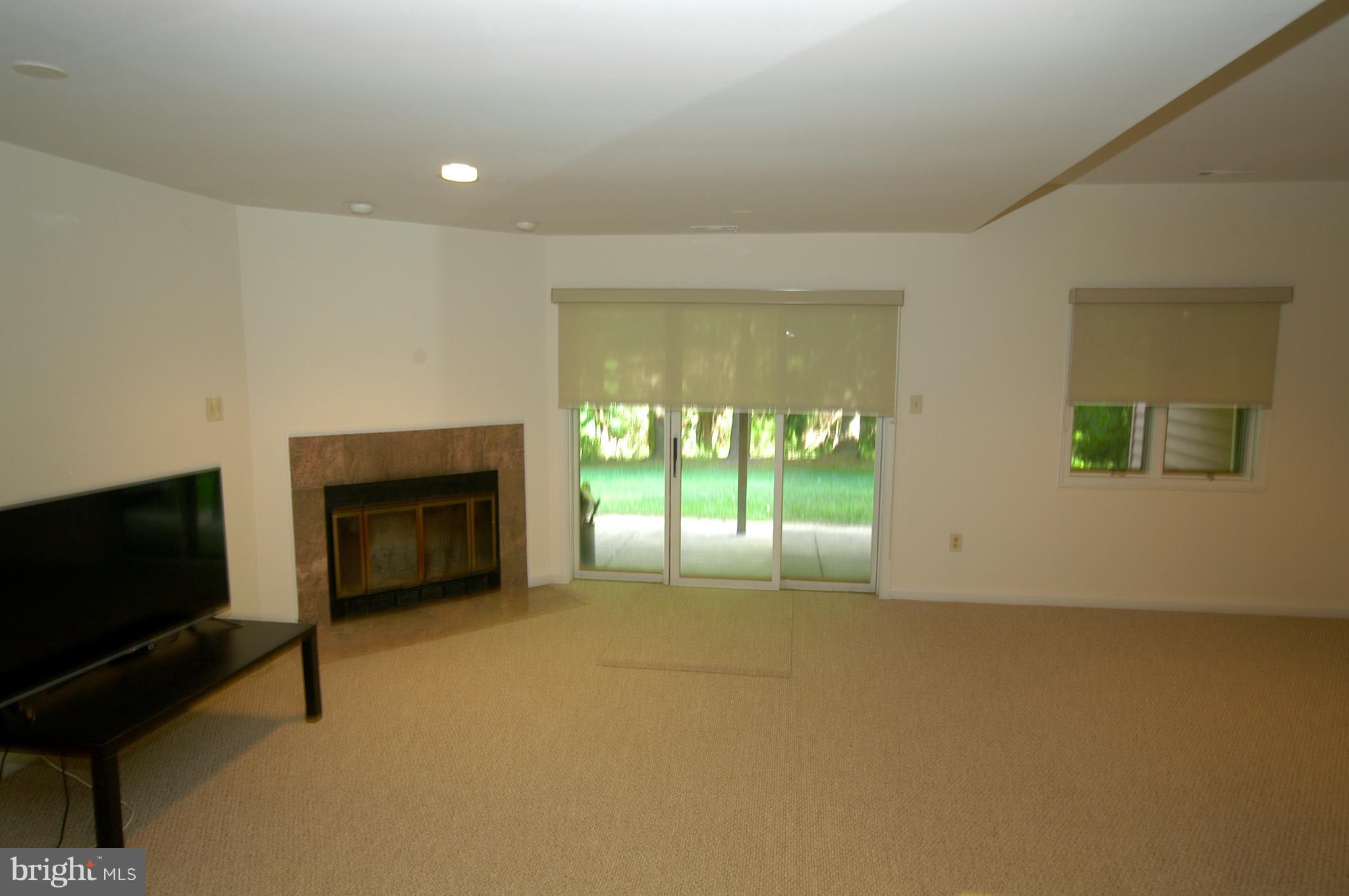 5107 Columbia Road Columbia, MD 21044 - Photo 12 of 23 Family Room