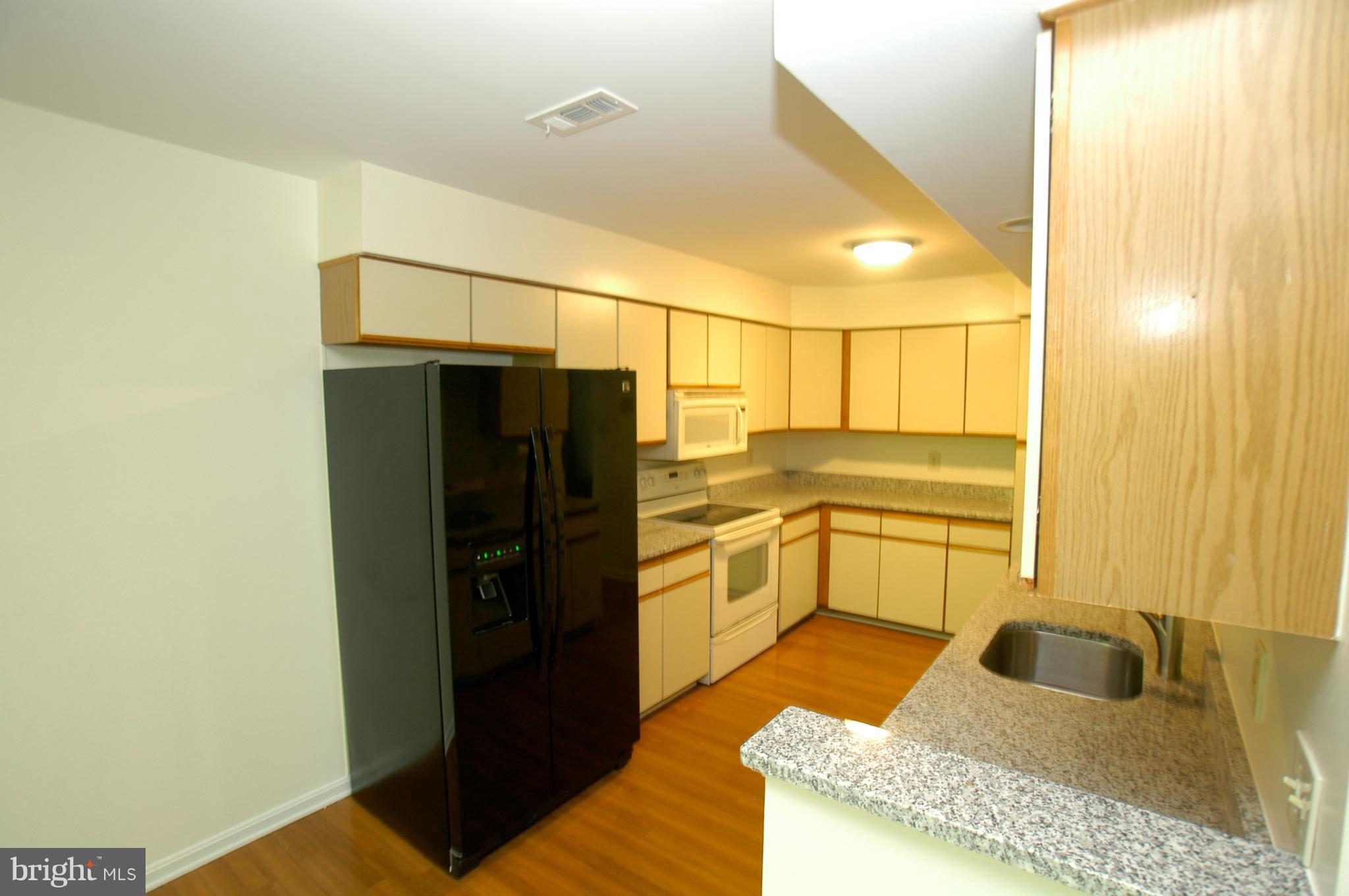 5107 Columbia Road Columbia, MD 21044 - Photo 9 of 23 Kitchen