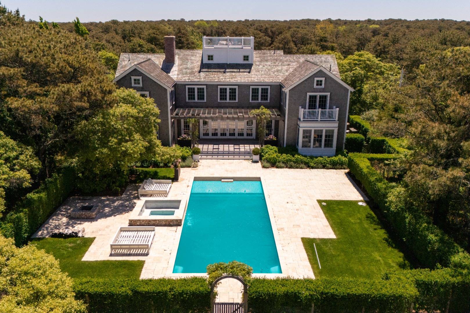 34 Brewster Road Nantucket, MA 02554 - Photo 4 of 47