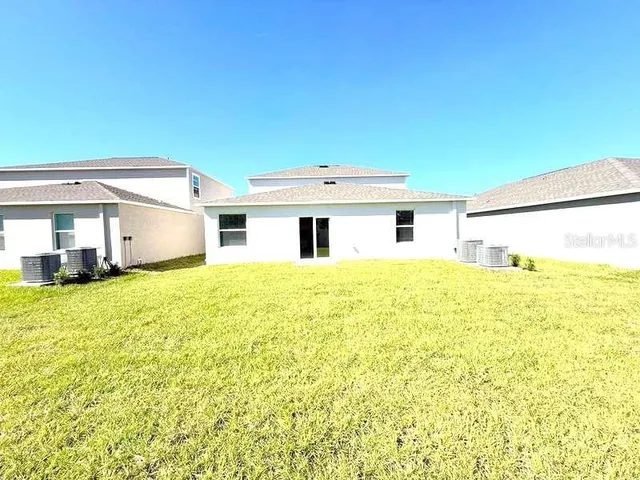 $2,550 | 12088 Brae Way, San Antonio, FL 33576
