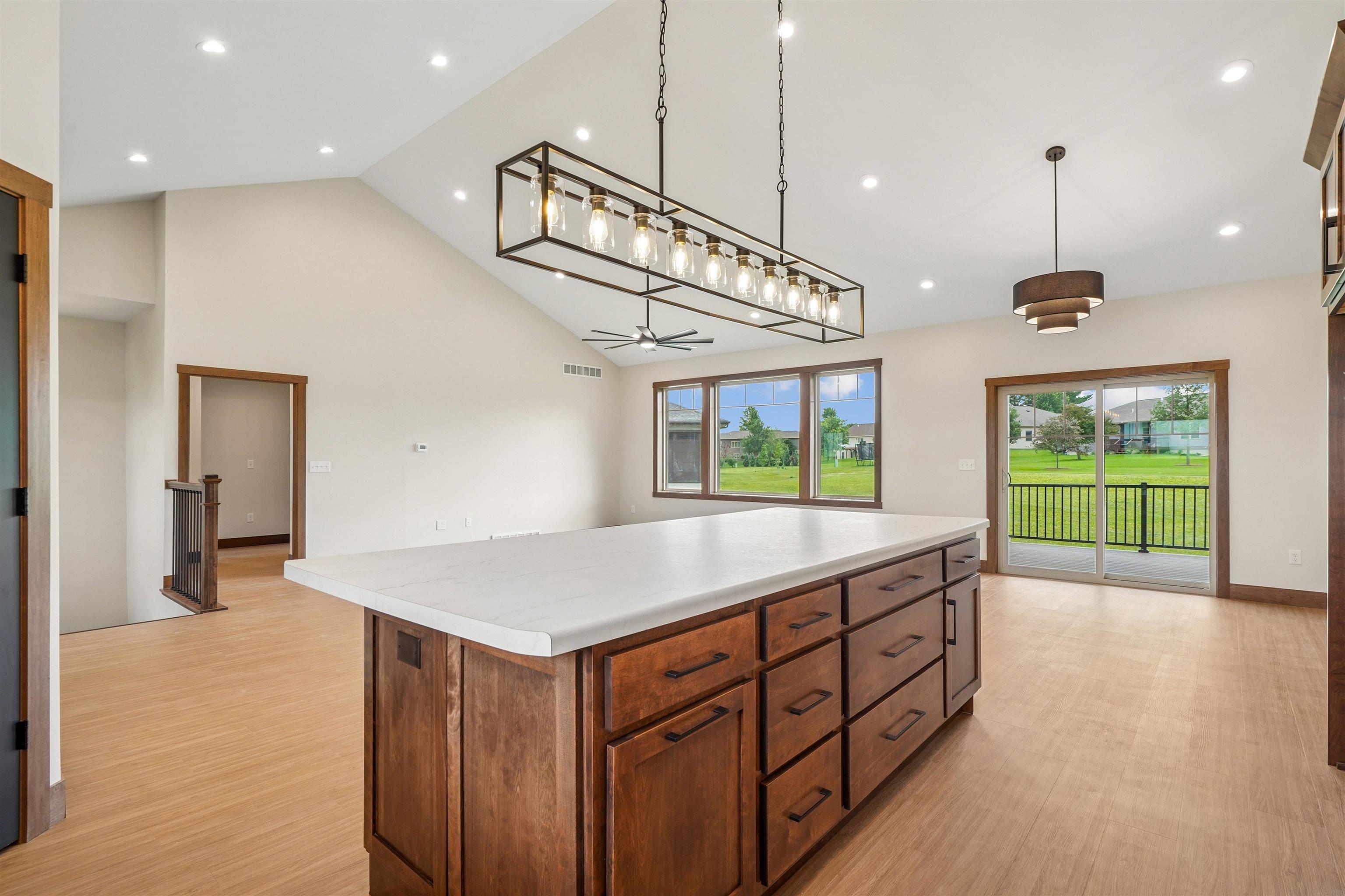 113 Countryside Road Luana, IA 52156 - Photo 12 of 43 Gallery Image 12